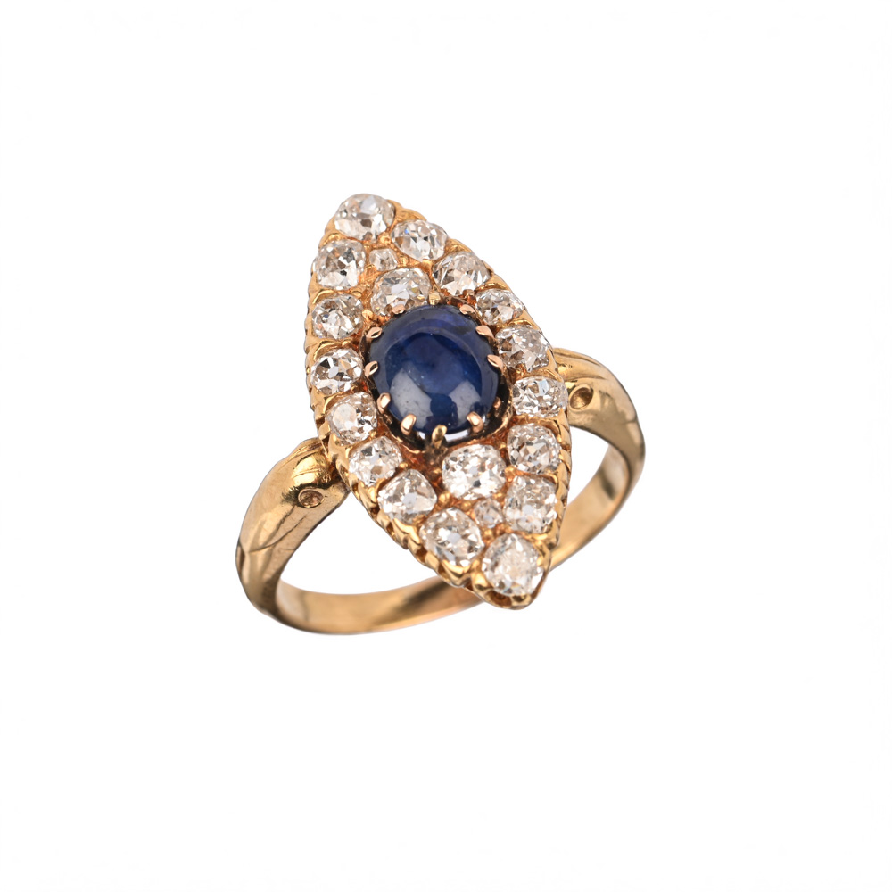 Ring, ca. 0,92 ct, 20 Diamanten ca. 1,80 ct, G750 ca. 6,4 g, Ringweite 54