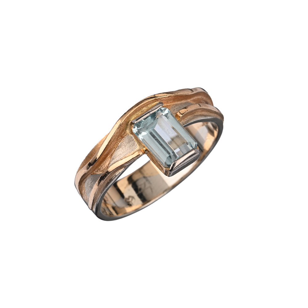 Ring, Aquamarin ca. 0,71 ct, BiC750 ca. 5,2 g, Ringweite 54 Ring, Aquamarin ca. 0,71 ct, BiC750 ca. 5,2 g, Ringweite 54