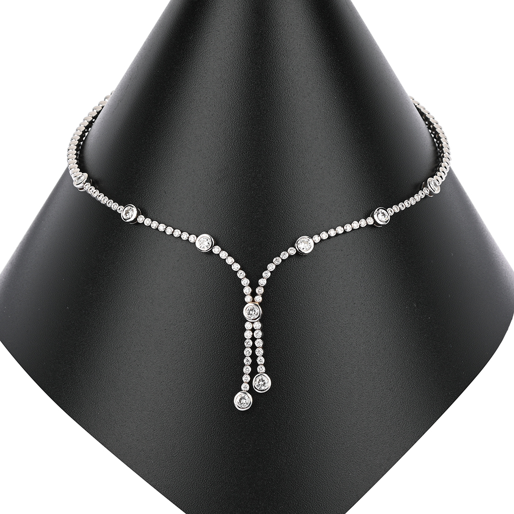 Collier,9 Brillanten ca. 1,44 ct, 62 Brillanten ca. 1,24 ct, WG750 ca. 42,3 g, Länge ca. 45 cm