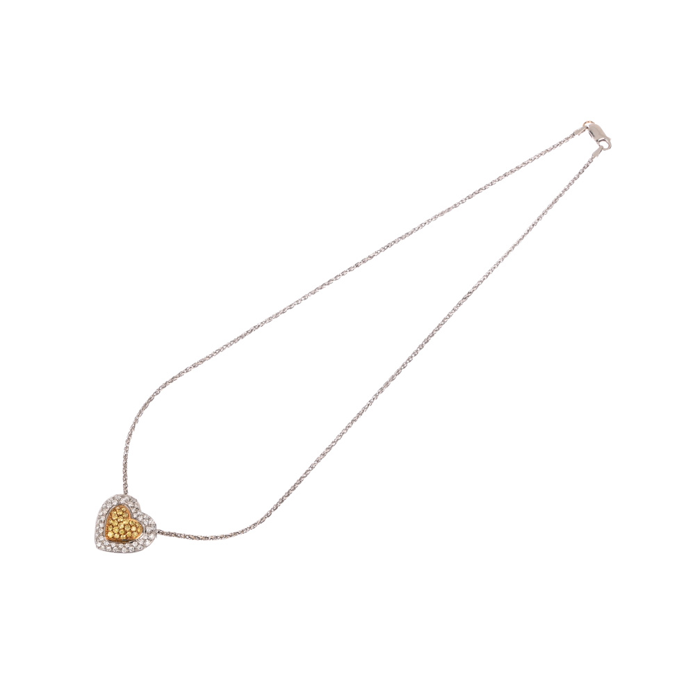 Collier mit Herz-Anhänger, 45 Brillanten ca. 0,70 ct, 24 gelbe Brillanten (beh.) ca. 0,24 ct, BiC750 ca. 12,6 g, Länge: 43,5 cm