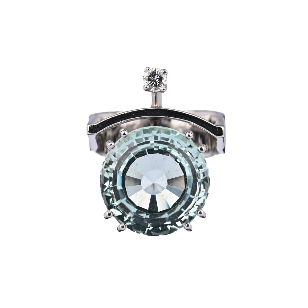 Ring "Goldschmied Bitter, Hannover", Aquamarin ca. 11 ct, Brillant ca. 0,13 ct, WG750 ca. 15,4 g, Ringweite 57